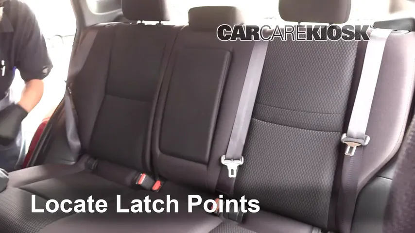 2017 Nissan Rogue Sport SL 2.0L 4 Cyl. Asientos de Carro